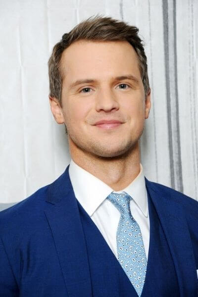 Freddie Stroma